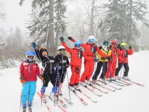 16-17レーシングチーム